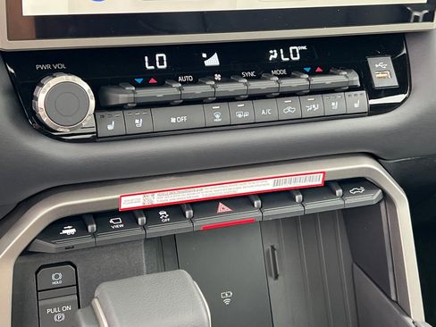 New 2026 Toyota Tundra Platinum image 21