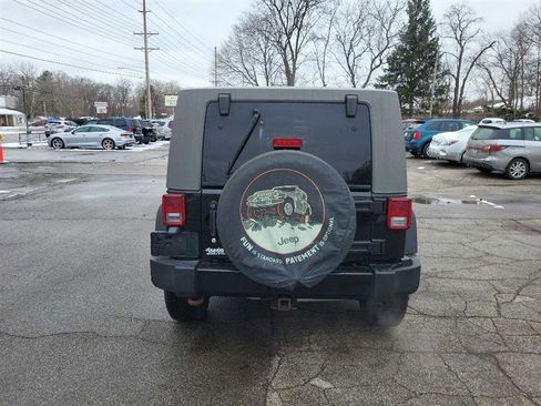 Used 2009 Jeep Wrangler Unlimited Sahara w/ Trailer Tow Group image 7