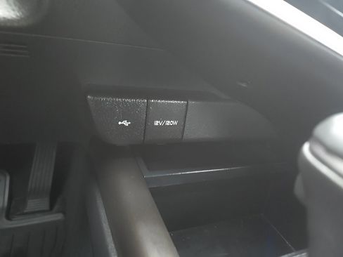 Certified 2023 Toyota Camry SE image 25