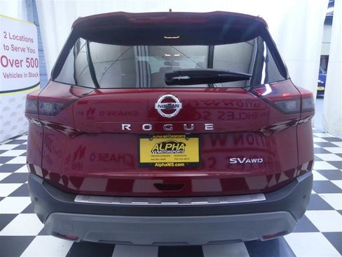 Used 2021 Nissan Rogue SV image 6