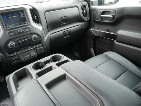Used 2024 Chevrolet Silverado 1500 Custom Trail Boss w/ Midnight Edition AWD/4WD image 11