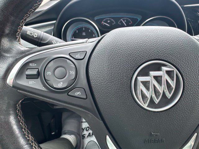 Used 2018 Buick Envision Essence FWD image 21