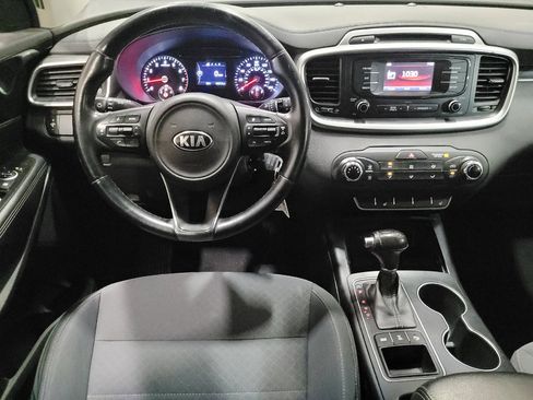 Used 2016 Kia Sorento AWD w/ LX Convenience Package image 22