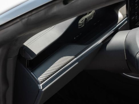 Used 2021 Tesla Model S Plaid image 19