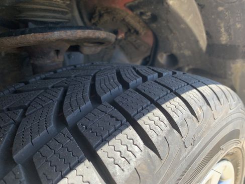 Used 2018 Toyota RAV4 Limited w/ Advanced Technology Package image 12