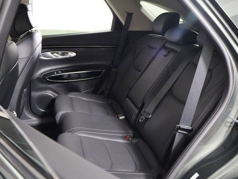 Used 2025 Genesis GV70 2.5T image 28