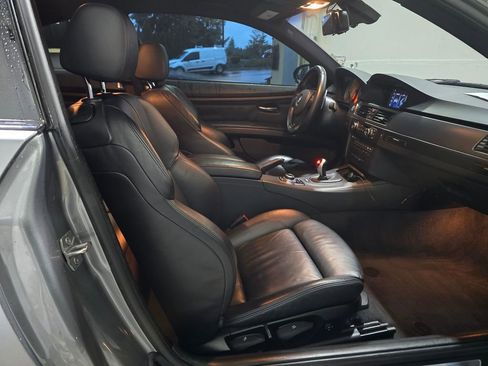Used 2013 BMW M3 Coupe image 25
