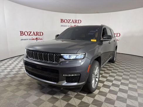 Used 2022 Jeep Grand Cherokee L Summit w/ Luxury Tech Group V image 4