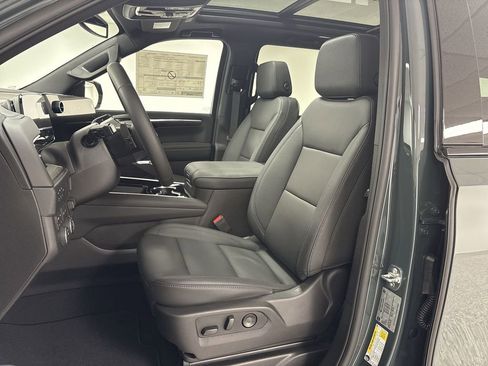 New 2026 Chevrolet Suburban Z71 w/ Comfort Package AWD/4WD image 10