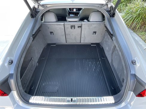 Used 2025 Audi RS 7 Performance image 32