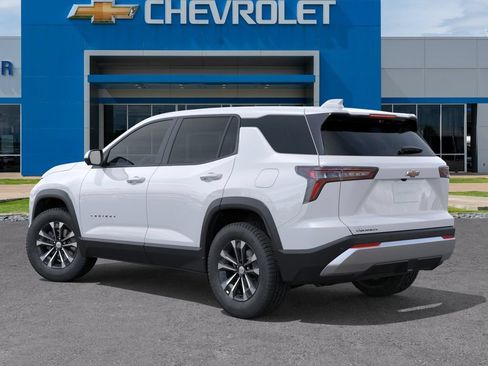 New 2027 Chevrolet Equinox LT w/ Convenience Package II FWD image 3