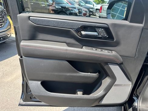 New 2026 GMC Yukon XL AT4 Ultimate AWD/4WD image 11