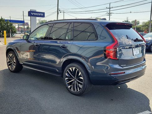 Used 2026 Volvo XC90 B6 Ultra w/ Protection Package Premier AWD/4WD image 4