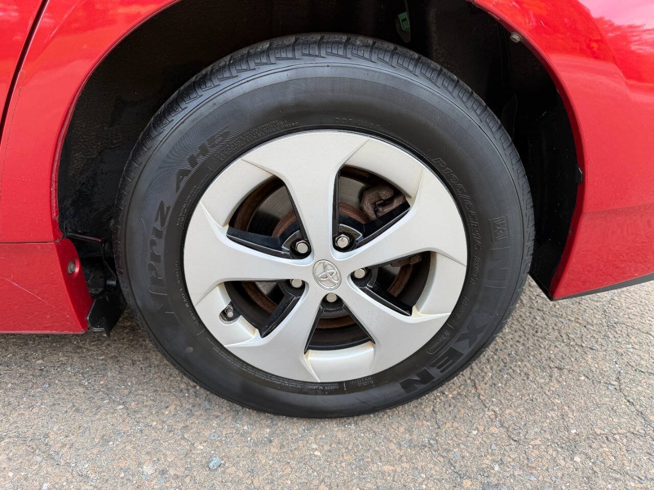 Used 2012 Toyota Prius Two FWD image 37
