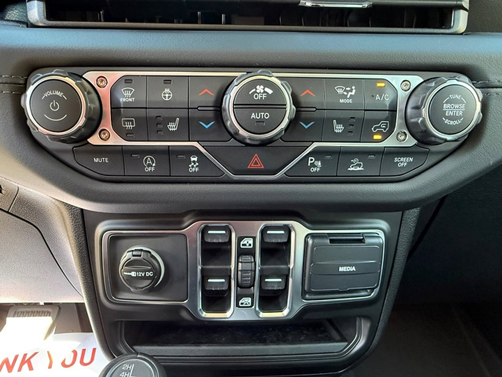 New 2026 Jeep Wrangler Unlimited Sahara AWD/4WD image 26