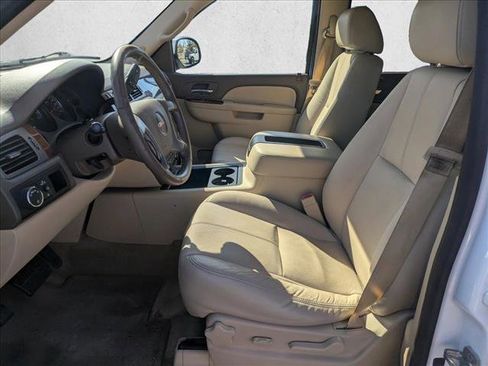 Used 2014 GMC Yukon SLE image 13