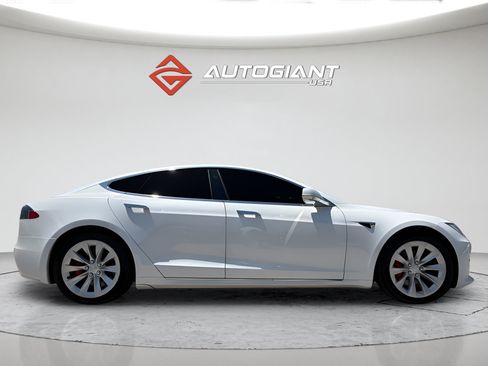 Used 2019 Tesla Model S Performance AWD/4WD image 17