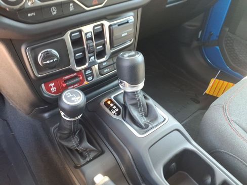 New 2026 Jeep Wrangler Unlimited Rubicon AWD/4WD image 13