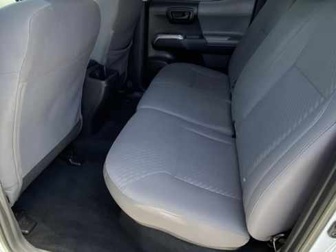 Certified 2020 Toyota Tacoma SR5 RWD image 23