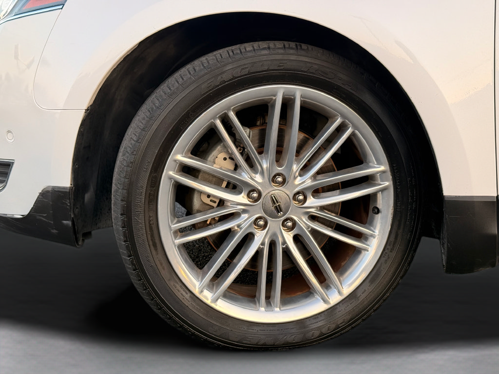 Used 2018 Lincoln MKT AWD image 47