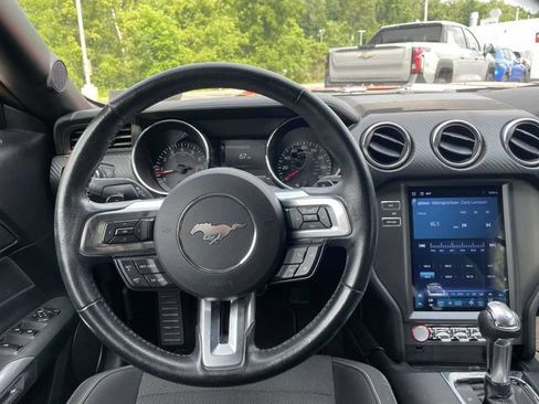 Used 2016 Ford Mustang Convertible w/ Equipment Group 051A RWD image 17