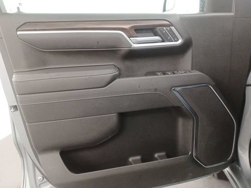 Used 2026 GMC Sierra 1500 SLT AWD/4WD image 15