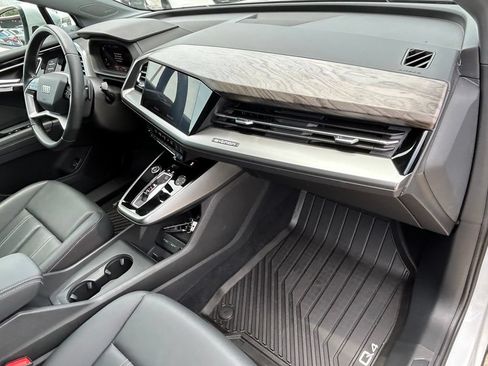 Used 2023 Audi Q4 e-tron Premium Plus w/ Premium Plus AWD/4WD image 42