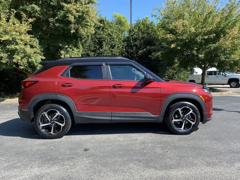 Used 2022 Chevrolet TrailBlazer RS w/ Convenience Package FWD image 10