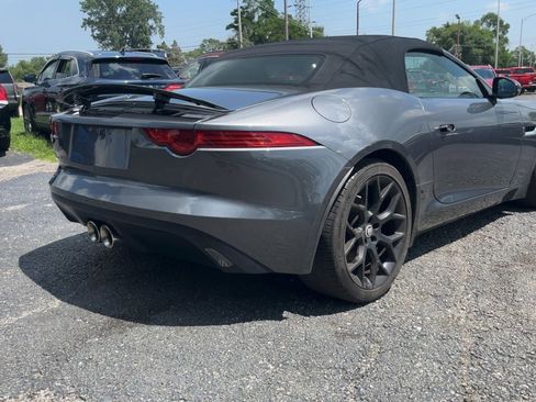 Used 2017 Jaguar F-TYPE Convertible RWD image 2
