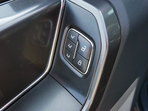 Used 2022 Ford F150 Lariat AWD/4WD image 22
