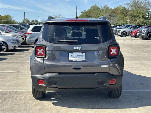 Used 2020 Jeep Renegade Latitude image 25
