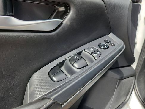 Used 2024 Nissan Sentra SV FWD image 12
