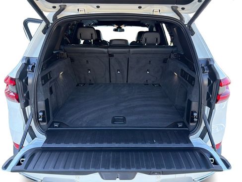 Used 2019 BMW X5 xDrive40i w/ Premium Package image 14