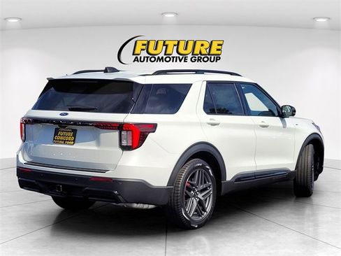 New 2025 Ford Explorer ST-Line w/ Premium Package image 5