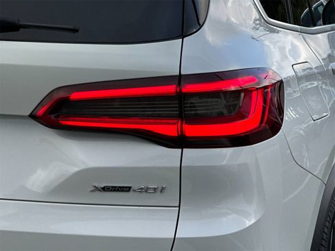 Used 2019 BMW X5 xDrive40i w/ Convenience Package image 32