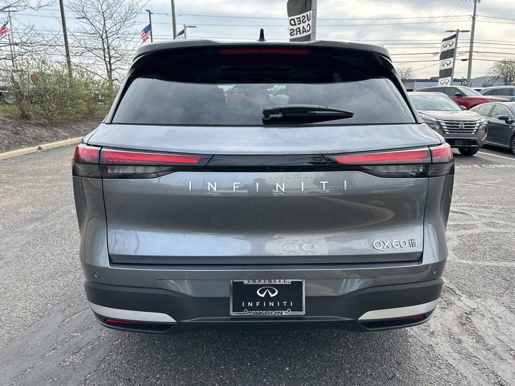 Certified 2026 INFINITI QX60 Luxe w/ Cargo Package AWD/4WD image 10