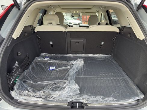 New 2026 Volvo XC60 T8 Ultra w/ Protection Package Premier image 12