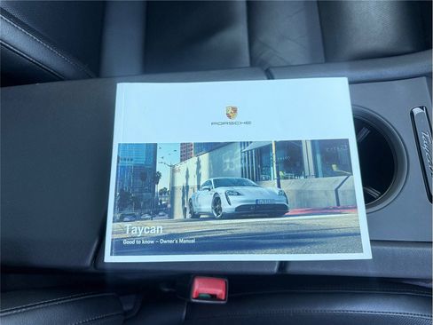 Used 2020 Porsche Taycan 4S image 40