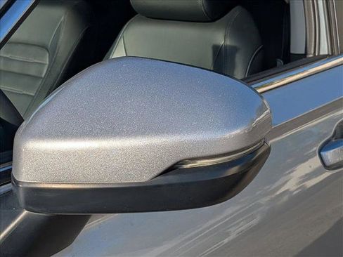 Used 2023 Honda CR-V EX-L image 5