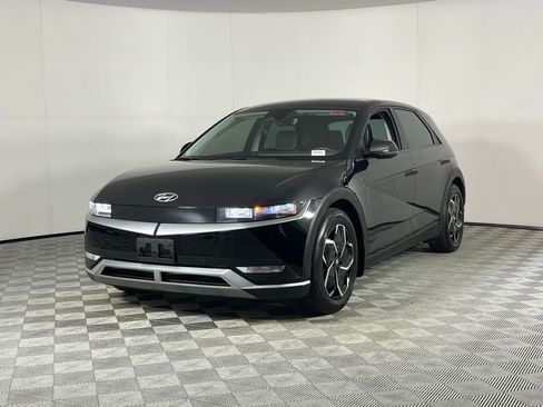 Used 2023 Hyundai Ioniq 5 SEL image 3