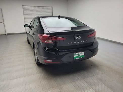 Used 2020 Hyundai Elantra Value Edition w/ Winter Weather Package FWD image 6