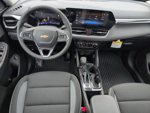 New 2026 Chevrolet TrailBlazer LT w/ Convenience Package FWD image 24