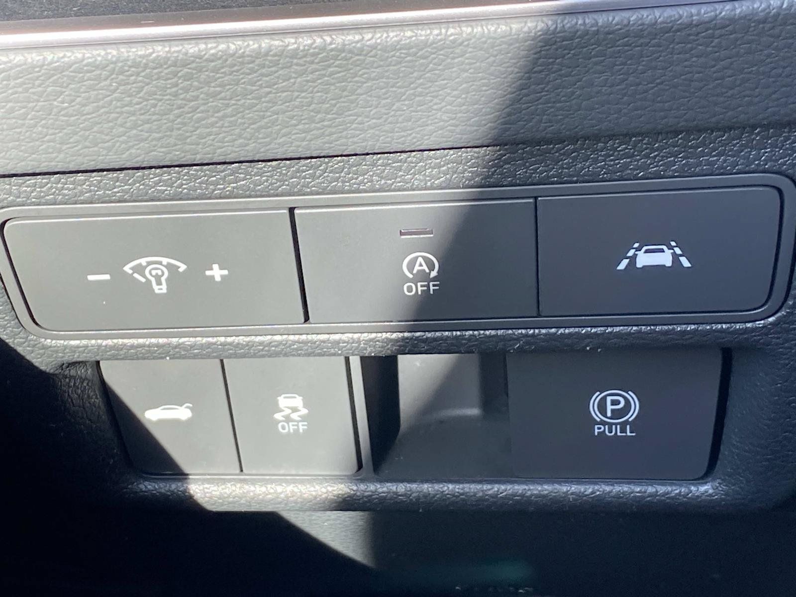 Used 2023 Hyundai Sonata SE FWD image 18