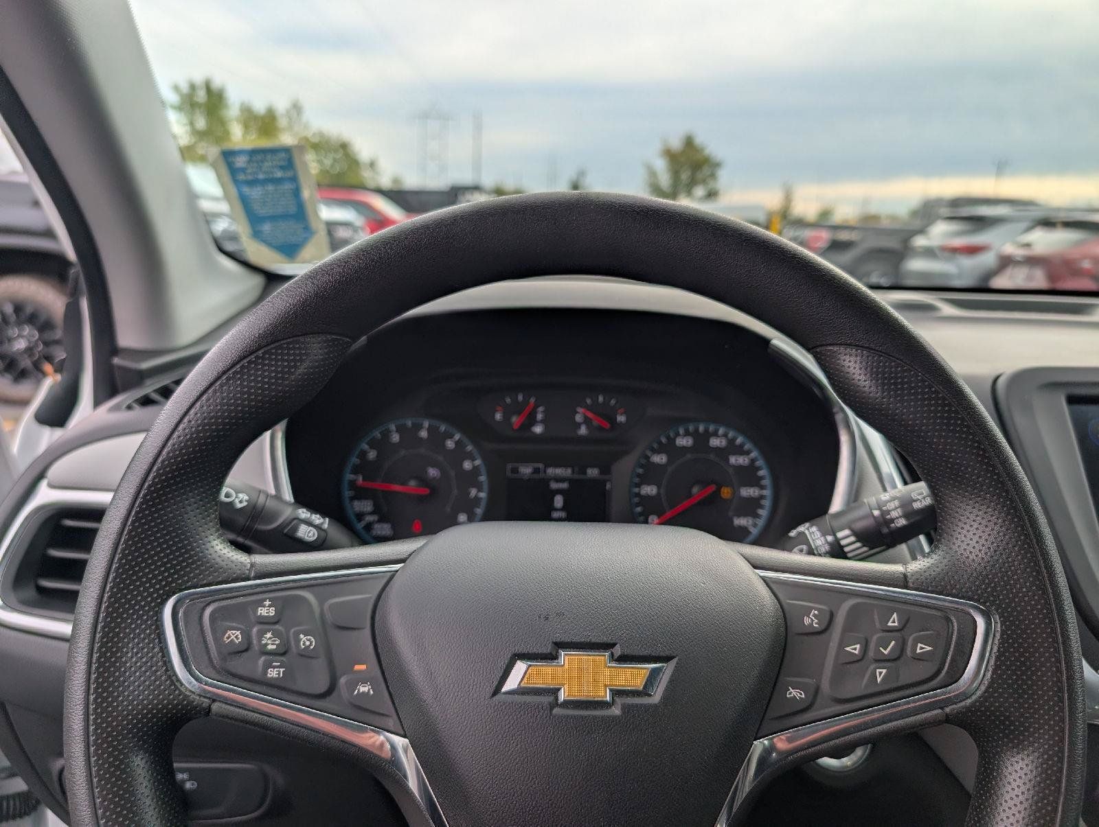 Used 2021 Chevrolet Equinox LS AWD/4WD image 11