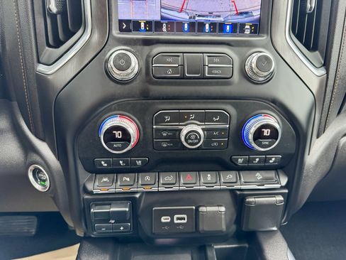 Used 2020 GMC Sierra 1500 AT4 w/ AT4 Premium Package image 38