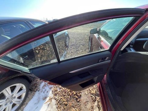 Used 2010 Subaru Legacy 2.5i Premium image 24