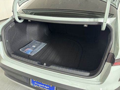 New 2026 Kia K4 FWD image 14