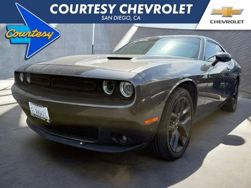 Used 2020 Dodge Challenger SXT w/ Blacktop Package image 1