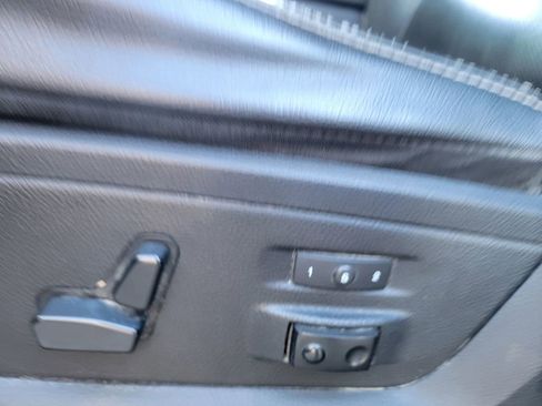 Used 2017 RAM 3500 Laramie image 28