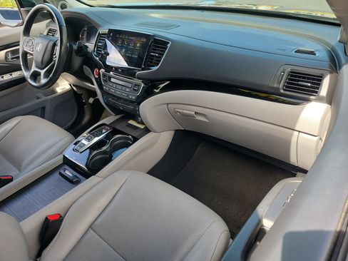 Used 2019 Honda Pilot Elite image 13